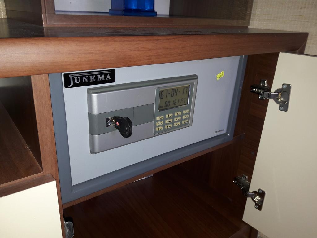 Comfortable, Close Center バクー エクステリア 写真